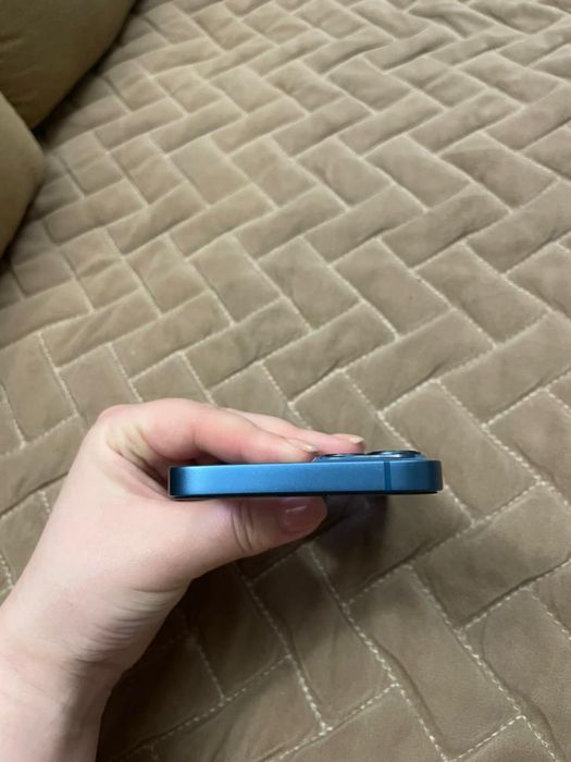 Продам IPhone 13, 128гб