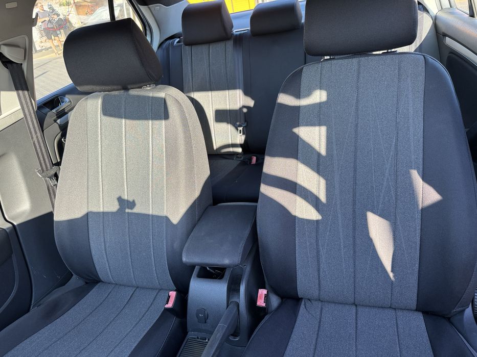 Se vinde Volkswagen Jetta