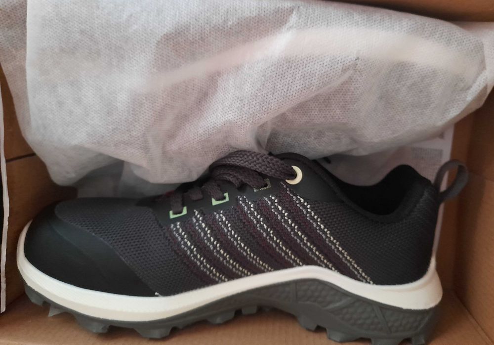 Дамски обувки естествена кожа и работни обувки