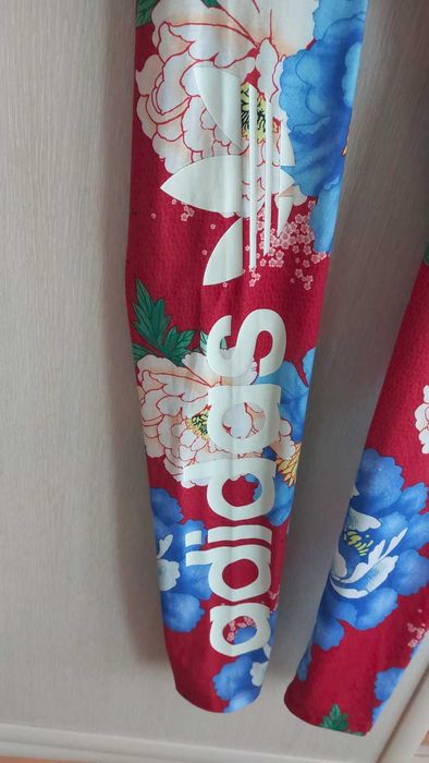 Нов Дамски Клин    Нов Дамски Клин