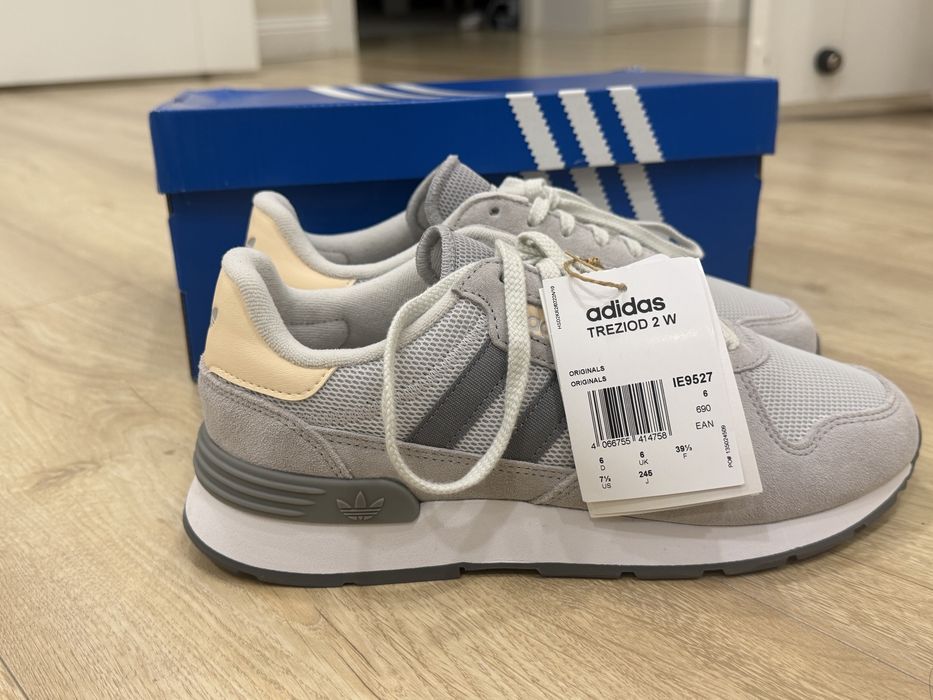 Кроссовки Adidas original