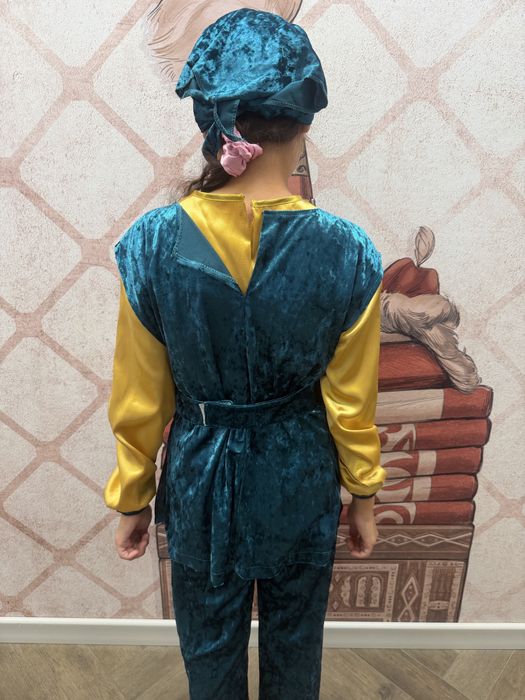 Продам национальный костюм