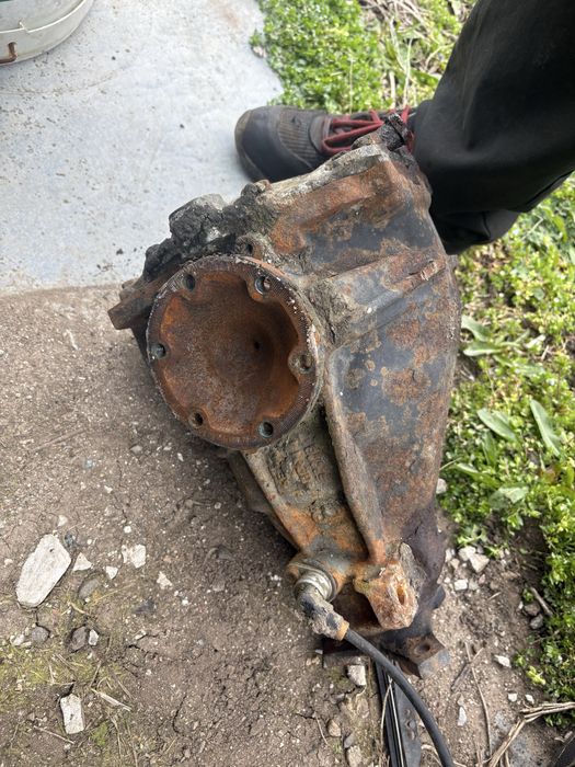 Диференциал от мерцедес 124 300d