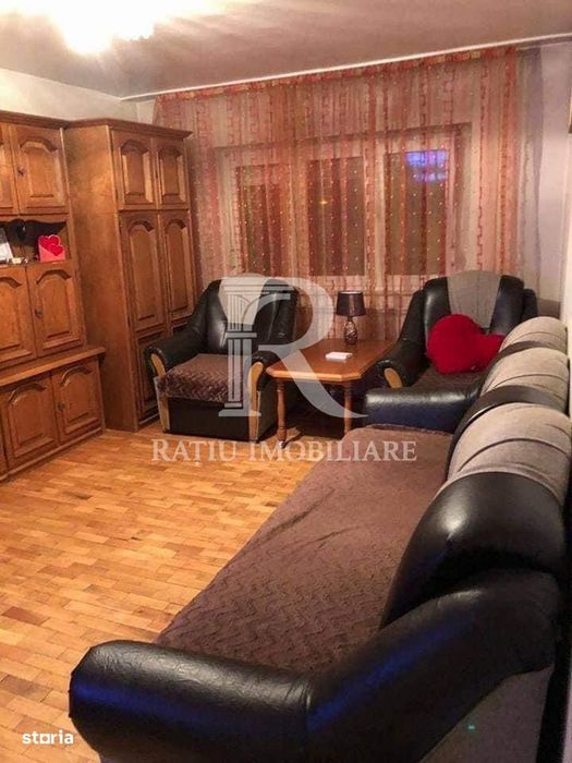 Apartament cu 3 camere | Etaj intermediar | Rogerius | Oradea — fotografia 2