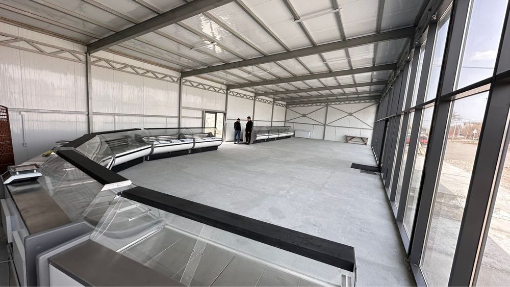 Витриные холодильники