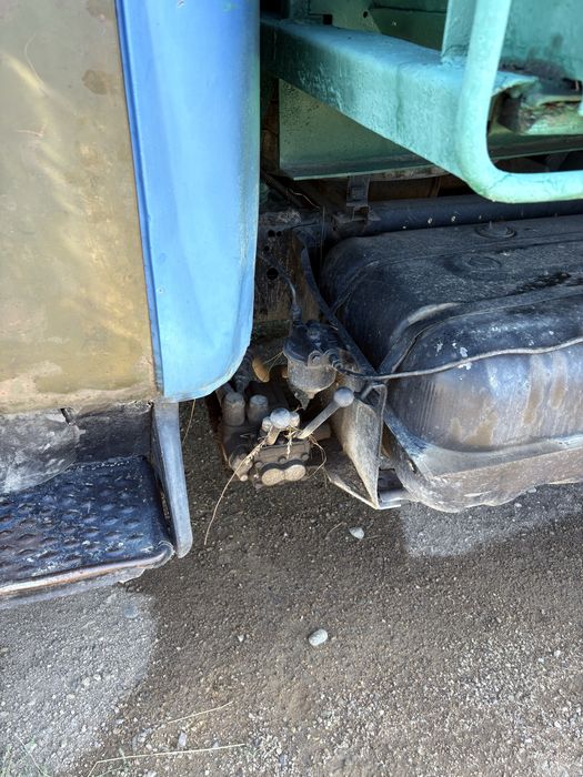 Зил на ходу сел и поехал