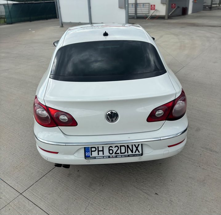 VOLKSWAGEN Passat CC 2011 — imagine 3