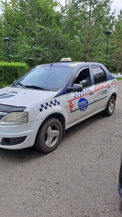 Продам Рено Логан 2012 гв