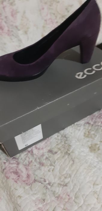 Продам обувь фирма ecco.Размер 37,38