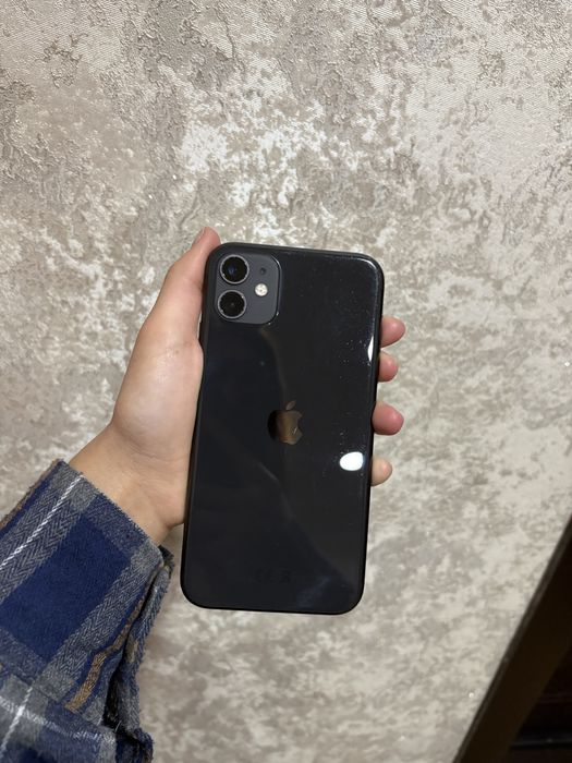 продам iphone 11,в хорошем состоянии