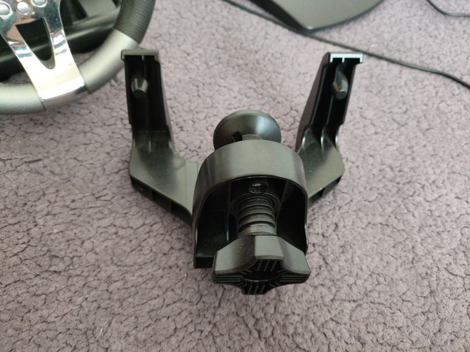 Продам игровой руль