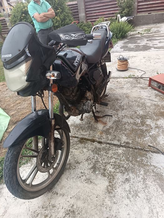 Vând motocicleta kymico 125r 4t