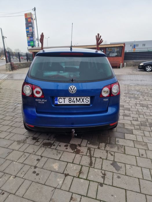 Se vinde golf5 plus pret negociabil