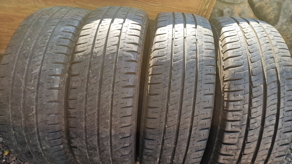 Anvelope 215/65R16C marca Michelin, DOT 2020,8 mm