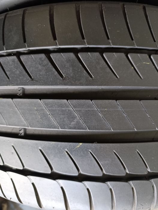 Două anvelope de vara 275 35 19 Michelin Primacy HP Runflat 2015