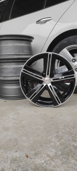 Diska sotiladi R17 razbaltovka 5*120