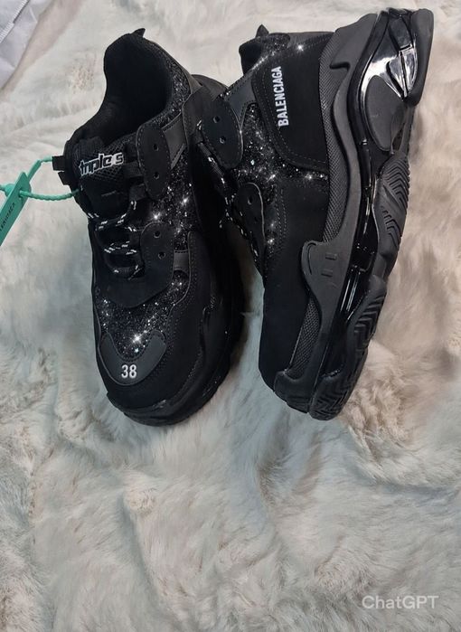 Adidași de dama model nou