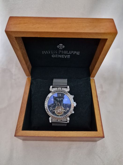 Продам Мужской часы новый