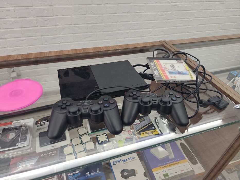 Игровая приставка ps2