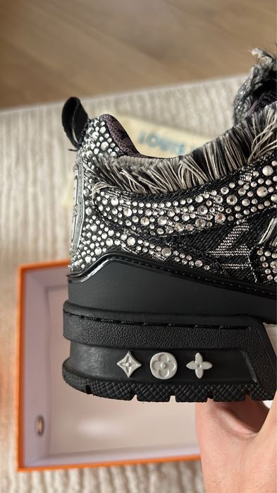 Lv Skate Swarovski