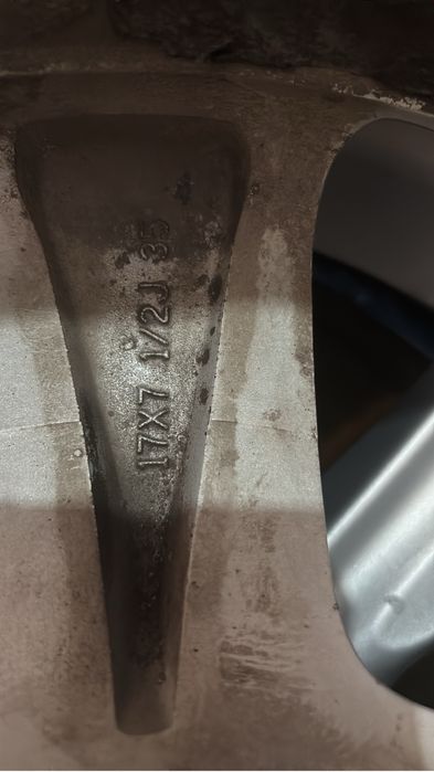 Продам Диски Toyota R17