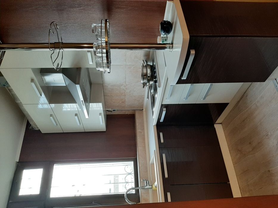 Сдам посуточно 3ком.кв центр