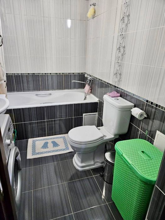 Продается 4 комнатная квартира ремонт ЦУМ, Ц-7, кафе Дустлар