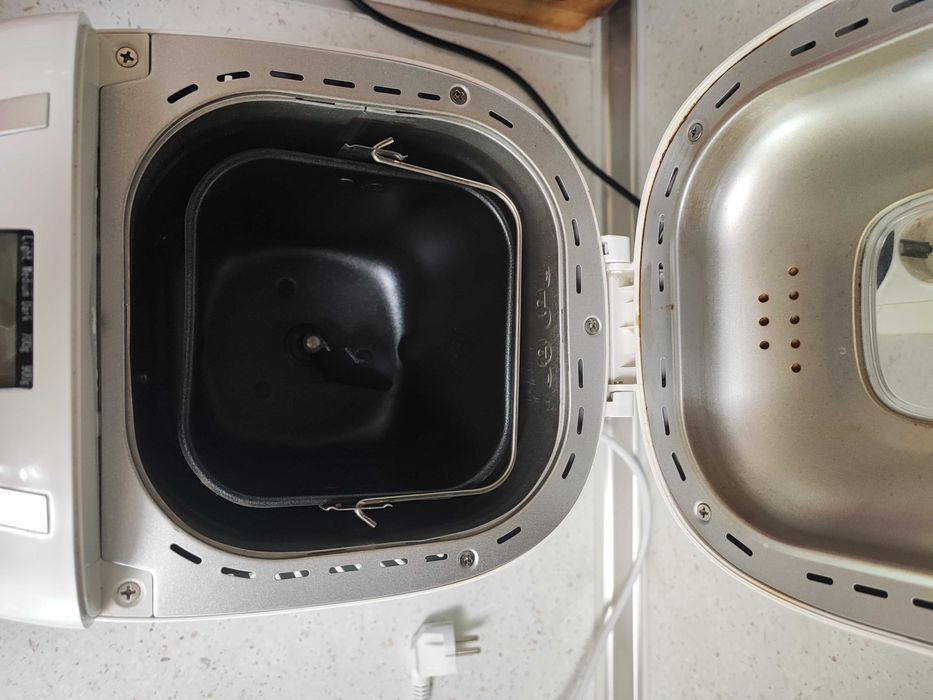 Хлебопекарна GORENJE BM910WII