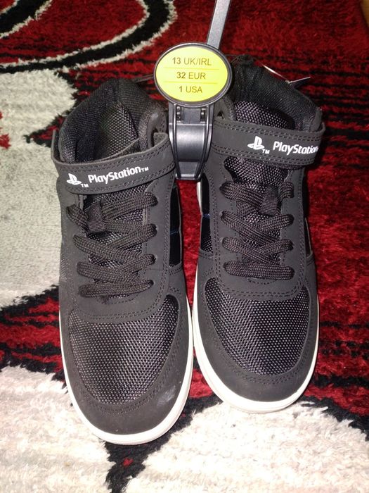 Papuci PlayStation