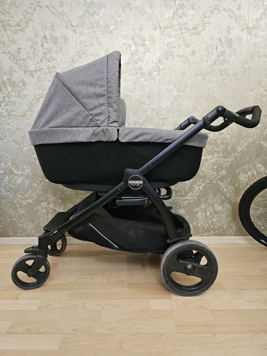 Количка Peg perego Futura 3 в 1 + ISOFIX база