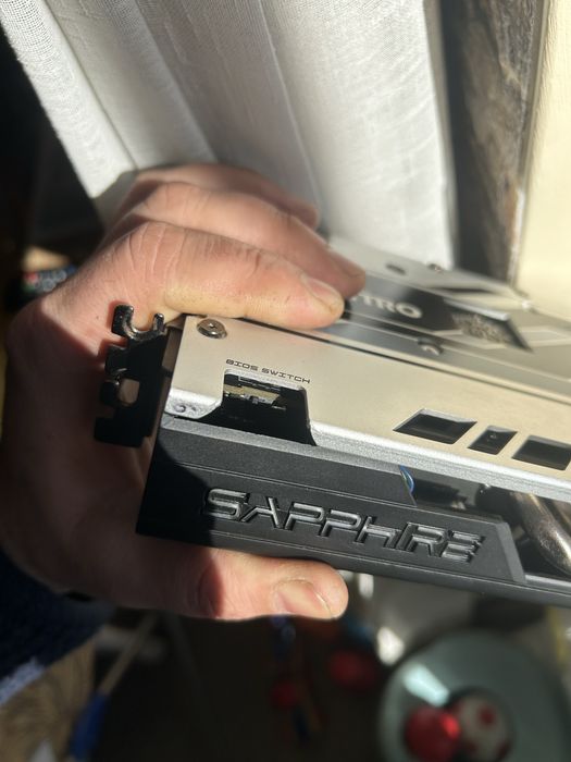 Sapphire RX 580 Nitro+ 8GB – обслужена, като нова, Dual BIOS