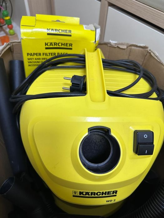 Vând aspirator Kärcher WD 2 – 100% funcțional