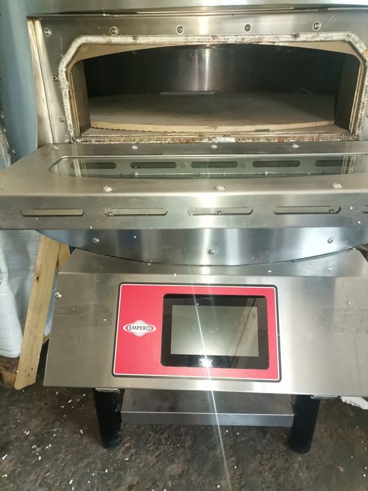 Vând cuptor pizza napoletan