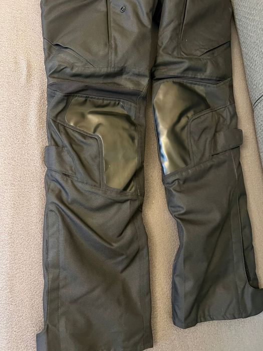 Pantaloni moto alpinstars