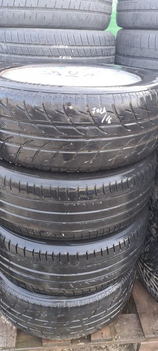 Janta aluminiu ford cu cauciucuri uzate  205/55/16 de rezerva