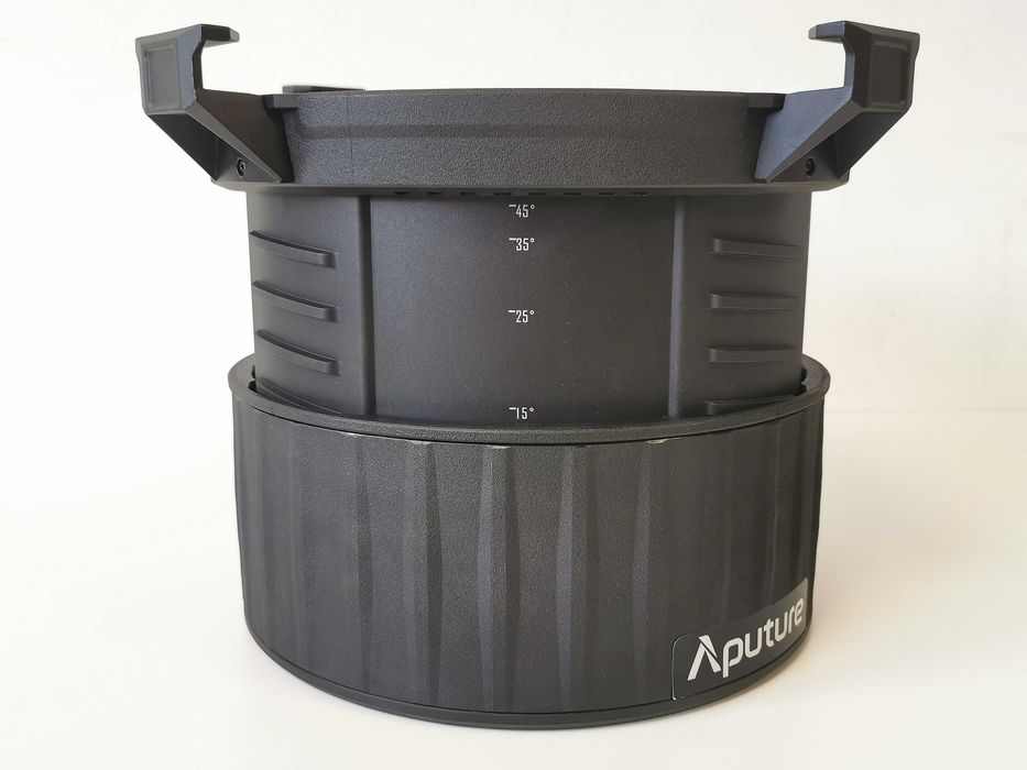 Френелова леща / спот Aputure F10 Fresnel с Bowens Mount за Aputurte LS серии 300, 600 и 1200