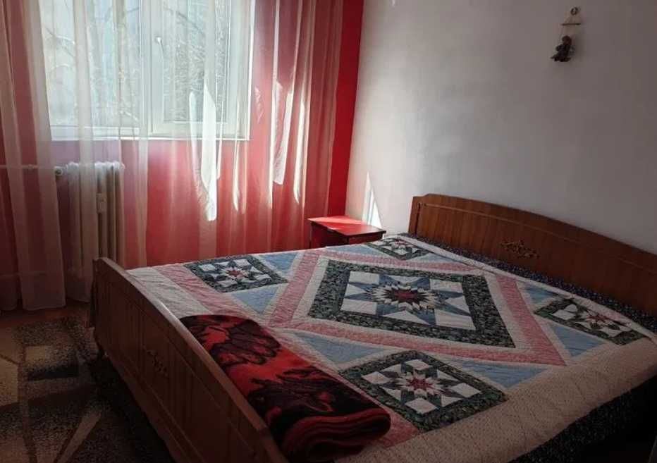 Дава се под наем Двустаен апартамент в Пловдив, Гагарин - 65 кв.м за 219.3 € - Снимка #2