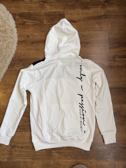 Trening Made by Society ,mai multe marimi disponibile