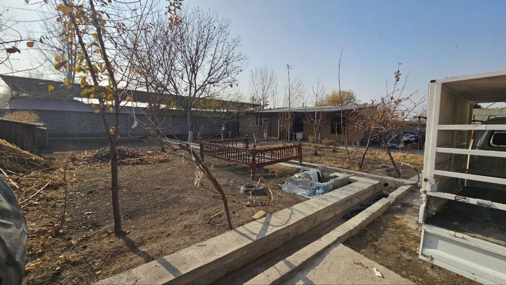 Ховли Участка сотилади срочно Юкоричирчик тумани 80ота 8сотих