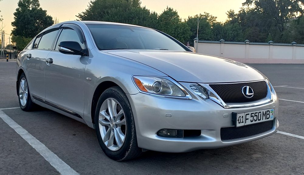Продам Лексус Gs 300. год 2008