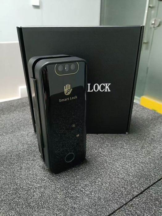 Умные замки в ассортименте