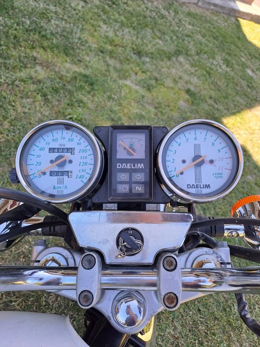 Motocicletă Daelim 125cc