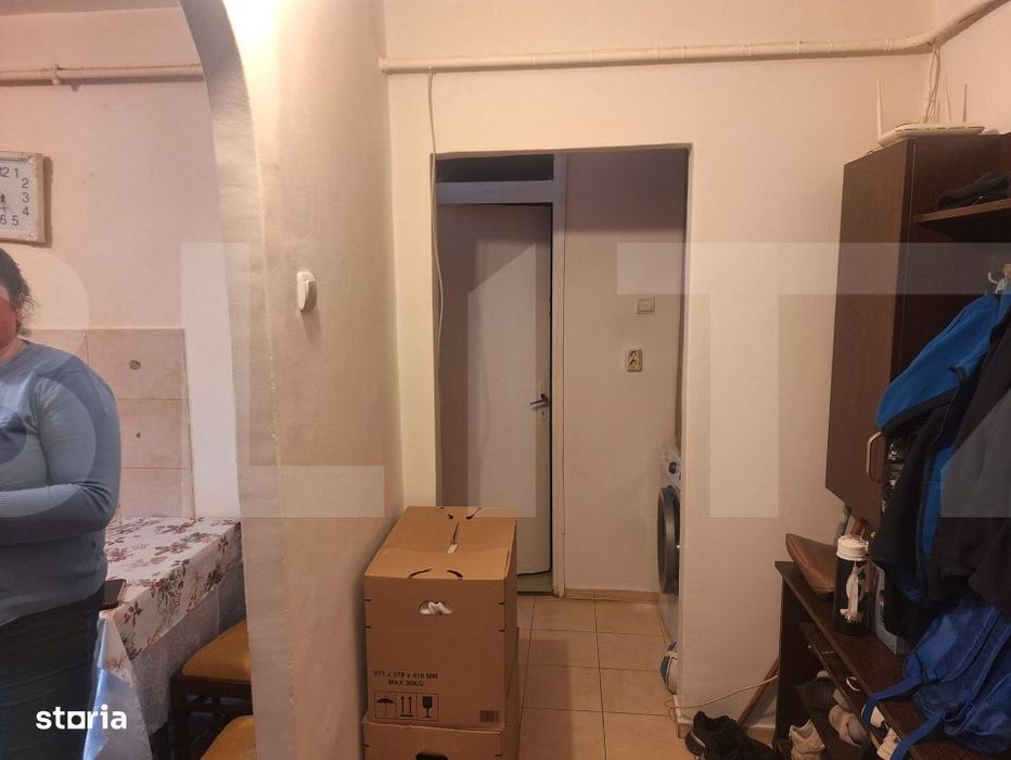 Apartament 2 camere de vanzare, 67 mp, decomandat, etaj 1, Logoj