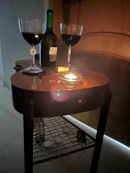 Уникална масичка от китара – За специални моменти и стилни интериори!