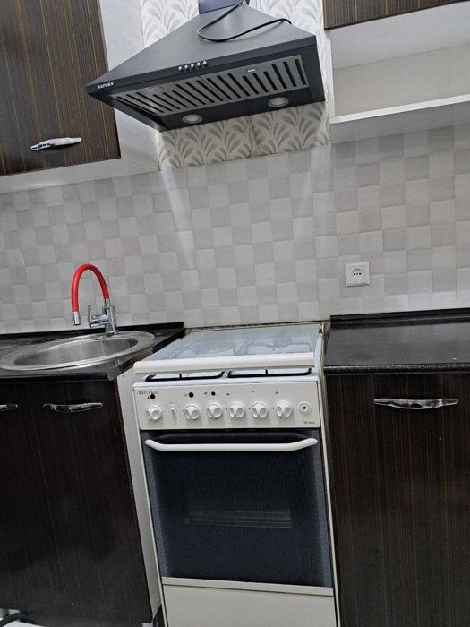 Газплита и вытяжка