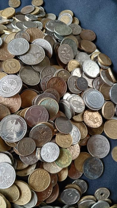 peste 300 monede vechi ieite din circulatie