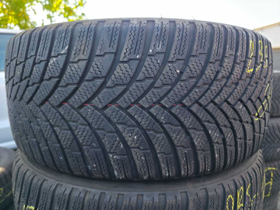 4 Anvelope de IARNA - 235/40/19 - FIRESTONE Winter - Stare F BUNA - DOT 2021