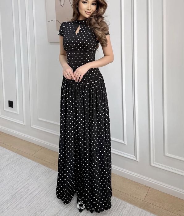 Платье в горошек