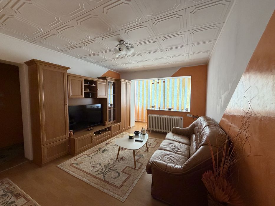 Apartament 3 camere de vânzare – Aiud, zona Micro | 59 mp | Loc de parcare inclus