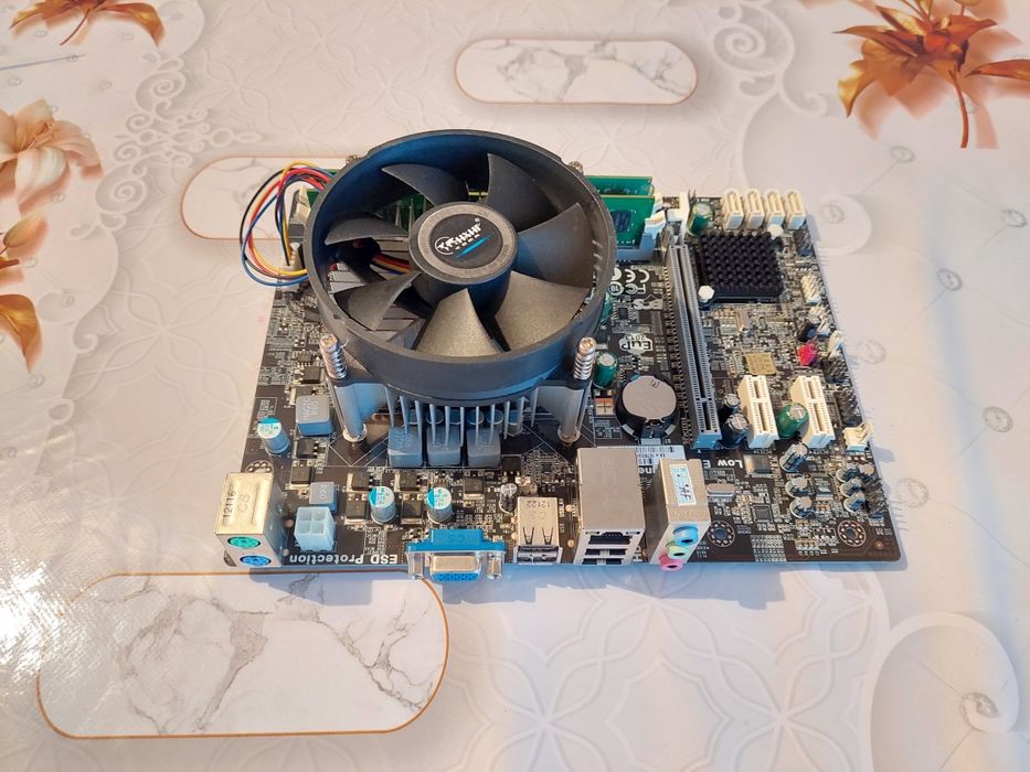 Продам комплект H61 DDR3